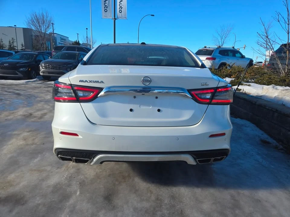 2023 Nissan Maxima 8th Gen - Image 5 of 19