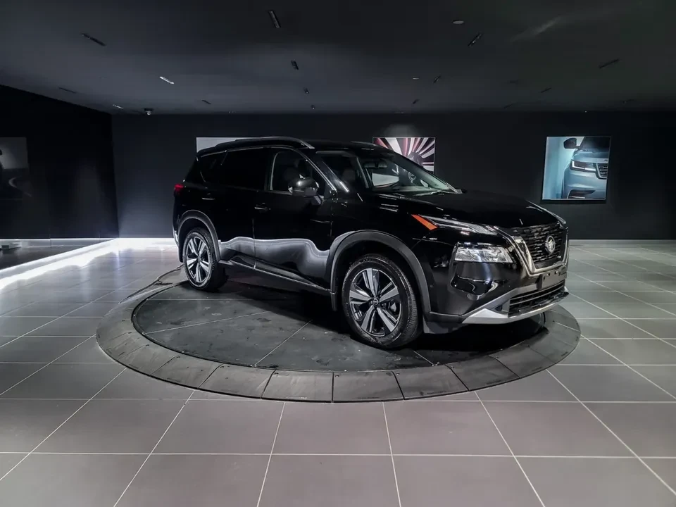 2023 Nissan Pathfinder 5th Gen - Image 2 of 15