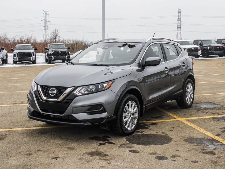 2023 Nissan Rogue - Image 7 of 8