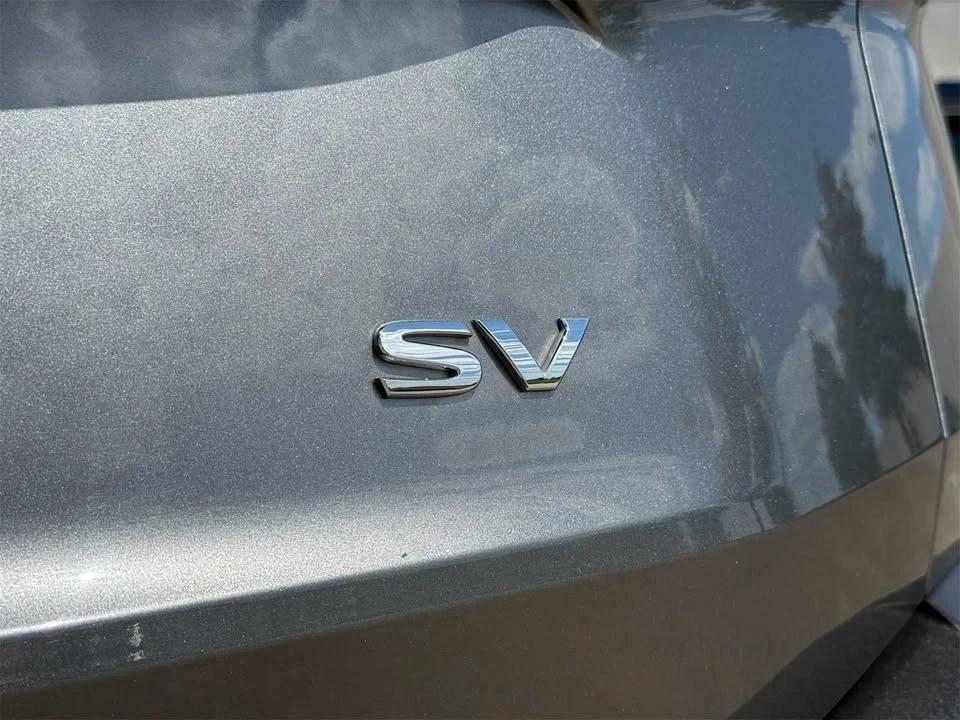 2023 Nissan Rogue - Image 6 of 8