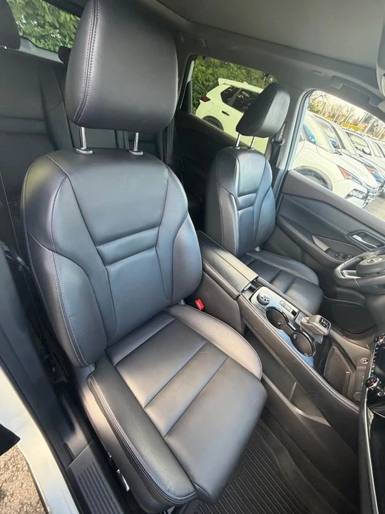 2023 Nissan Rogue - Image 3 of 12