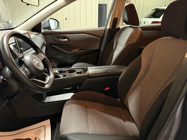 2023 Nissan Rogue - Image 14 of 20