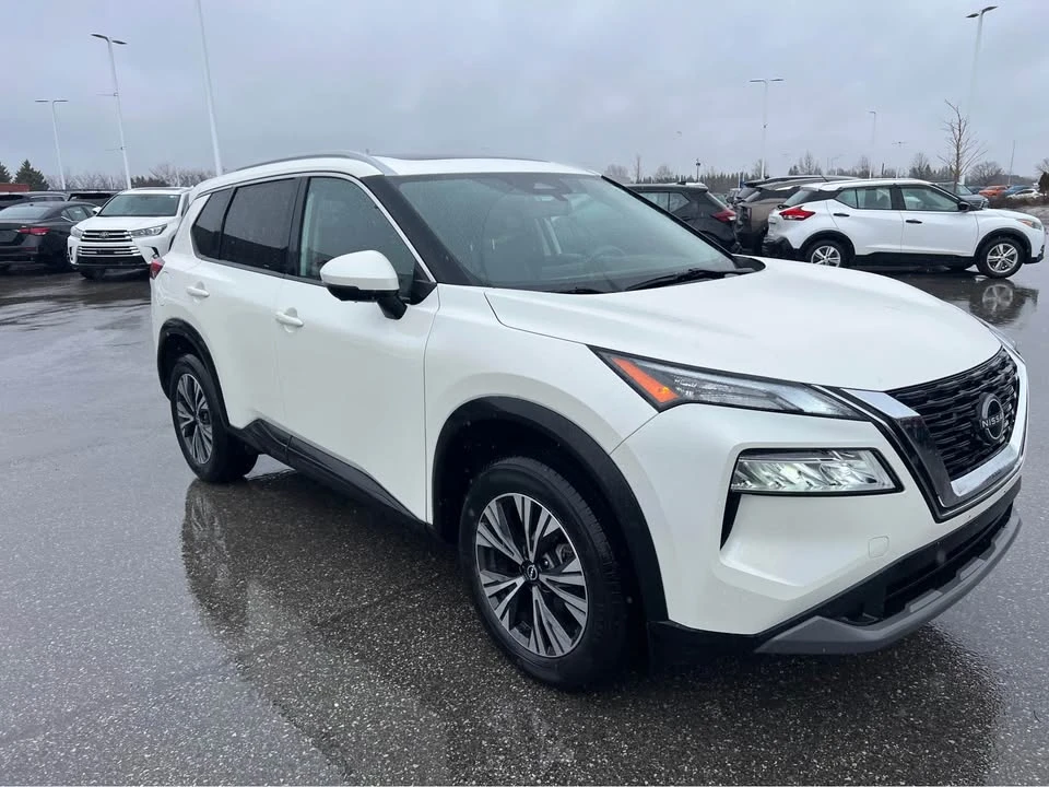 2023 Nissan Rogue - Image 2 of 13
