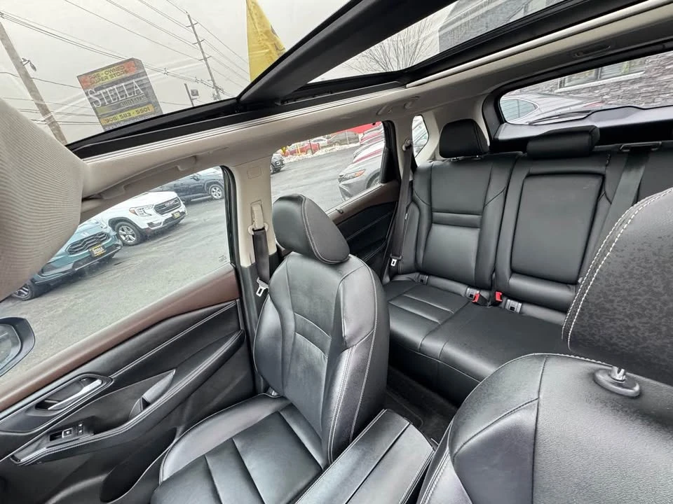 2018 Nissan Rogue - Image 15 of 20