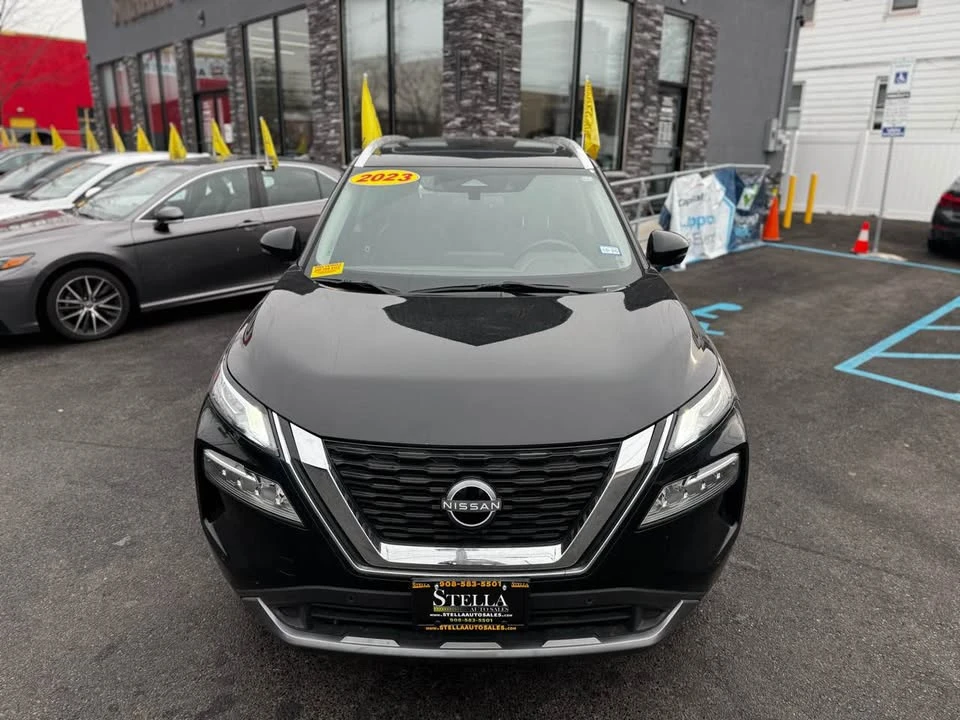 2018 Nissan Rogue - Image 3 of 20