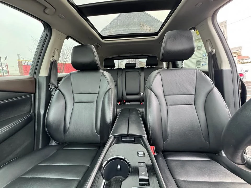 2018 Nissan Rogue - Image 16 of 20