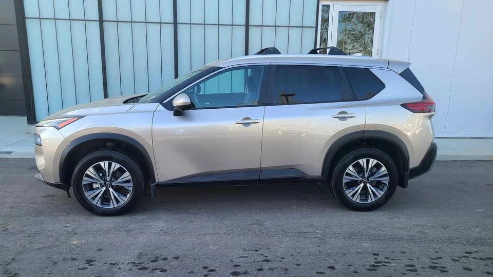 2023 Nissan Rogue - Image 2 of 12