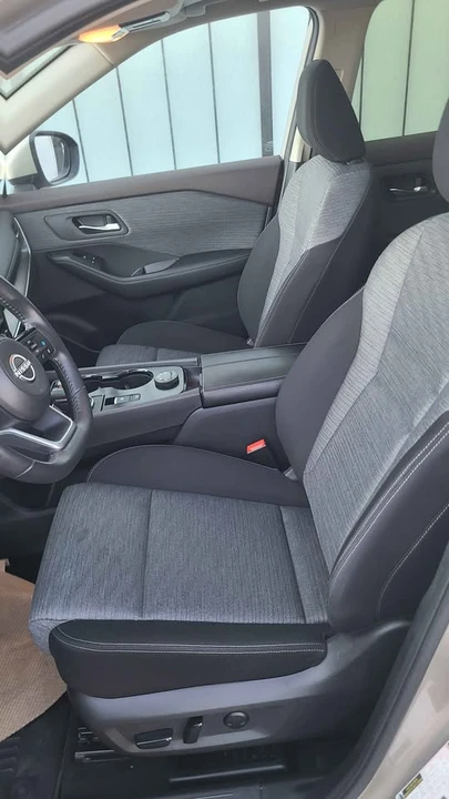 2023 Nissan Rogue - Image 6 of 12