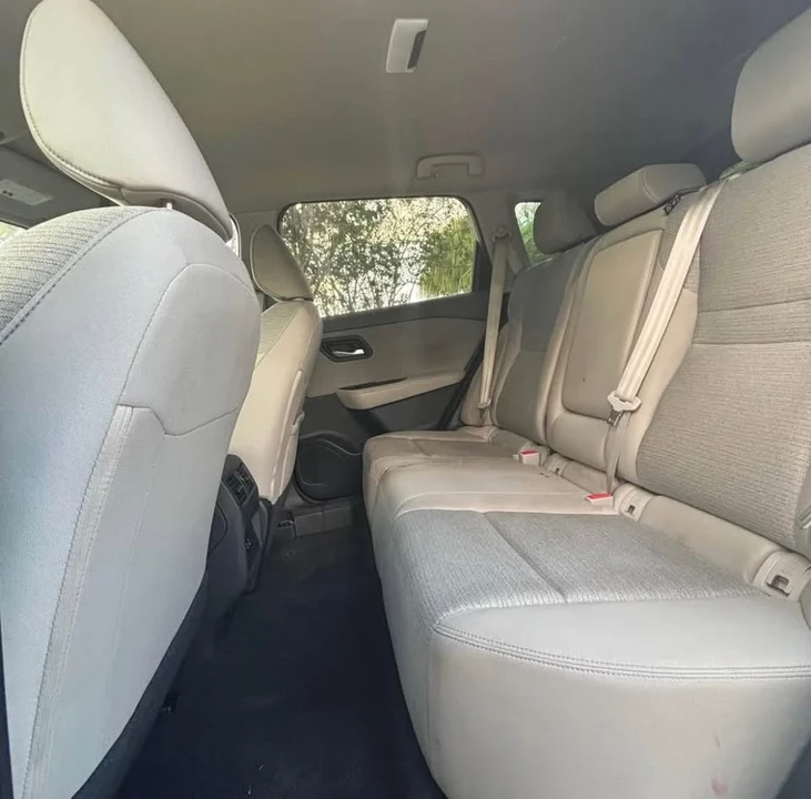 2023 Nissan Rogue - Image 7 of 9