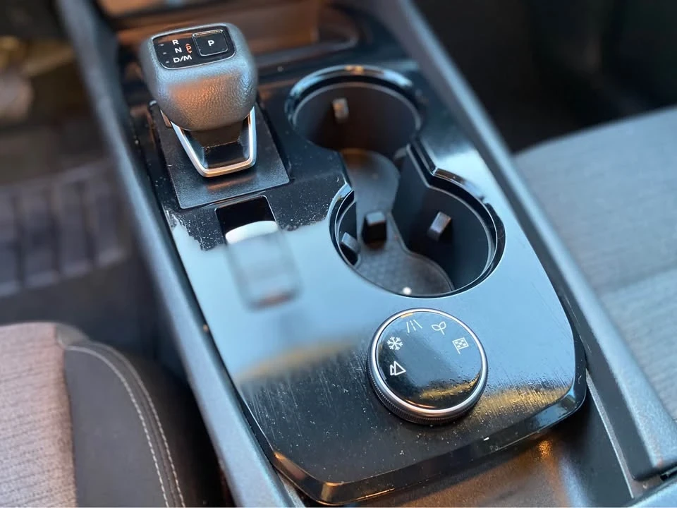 2023 Nissan Rogue - Image 14 of 19