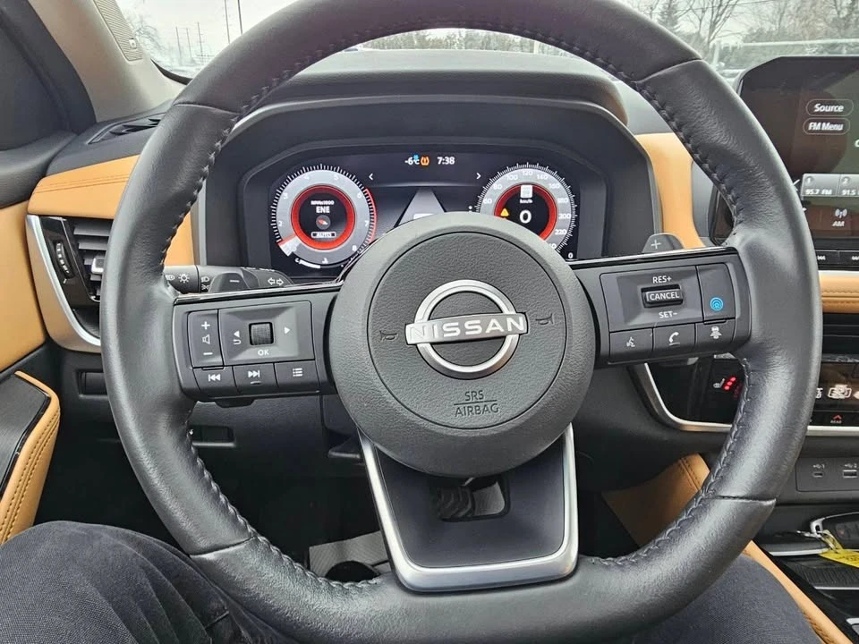 2023 Nissan Rogue - Image 10 of 20