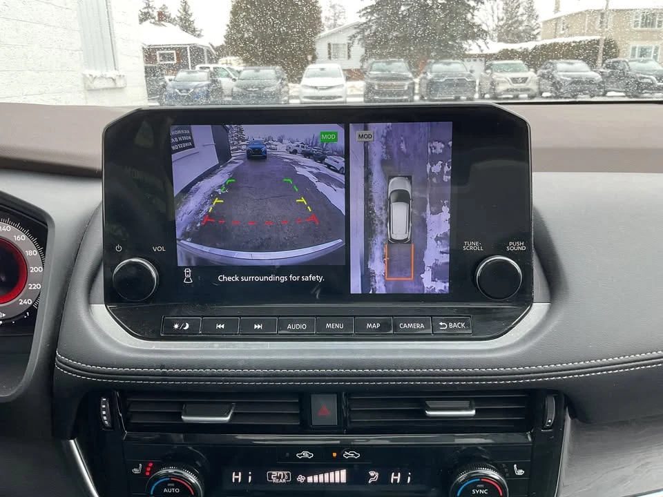 2023 Nissan Rogue - Image 16 of 20