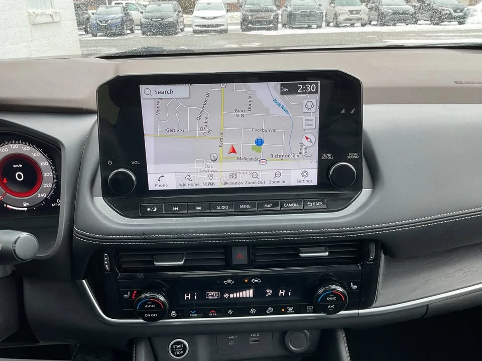2023 Nissan Rogue - Image 15 of 20
