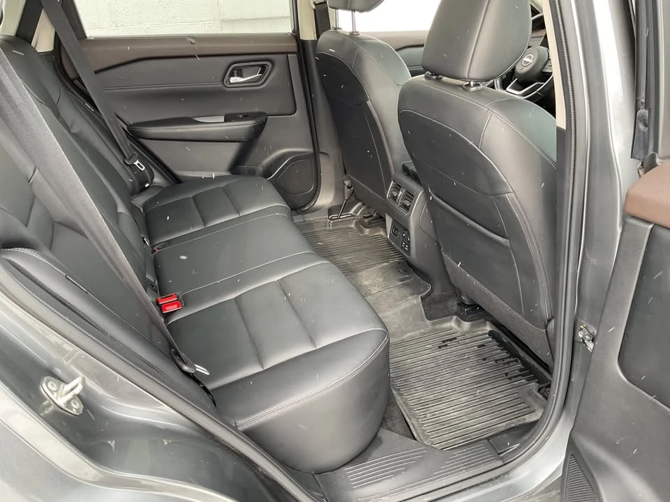 2023 Nissan Rogue - Image 11 of 20