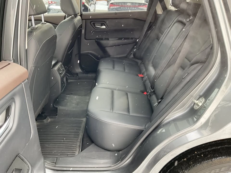 2023 Nissan Rogue - Image 10 of 20