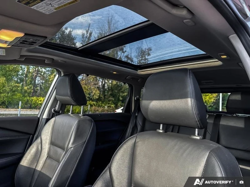 2023 Nissan Rogue - Image 19 of 20
