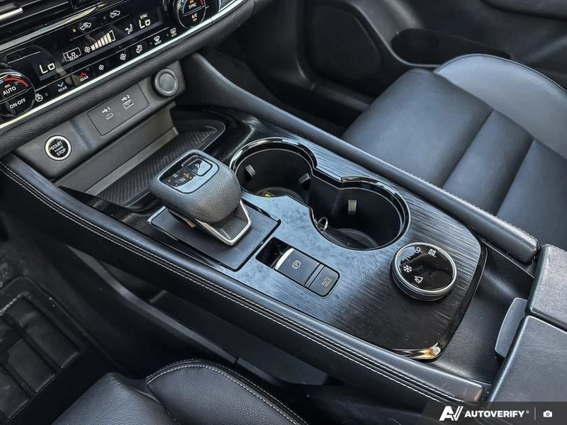 2023 Nissan Rogue - Image 14 of 20