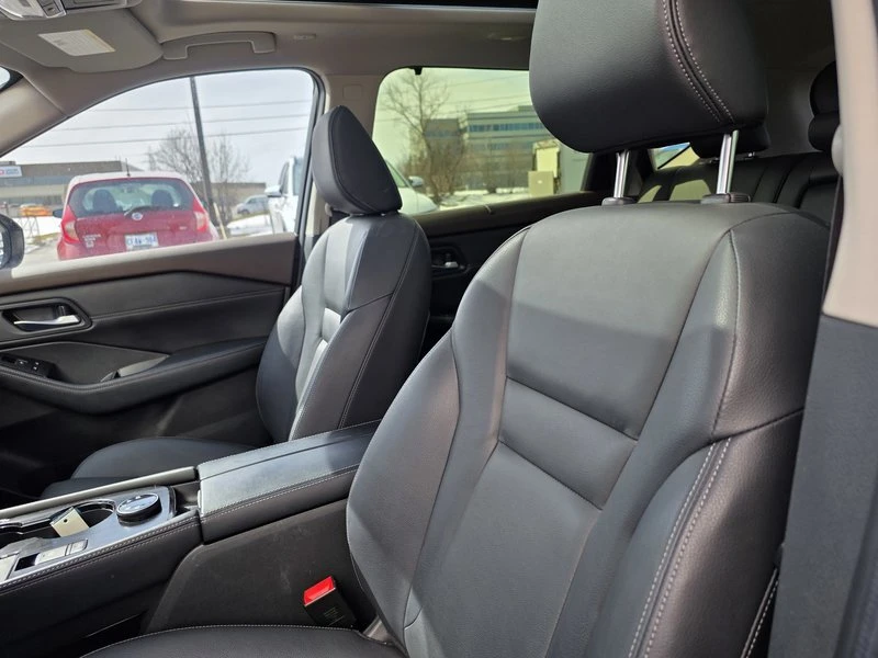 2023 Nissan Rogue - Image 12 of 14