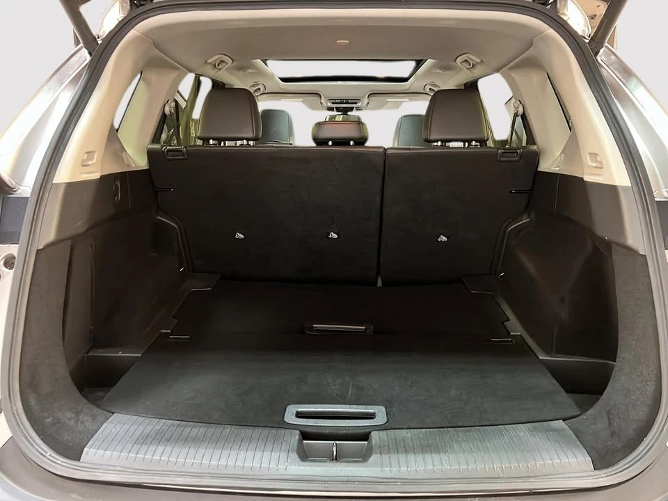 2023 Nissan Rogue - Image 14 of 20