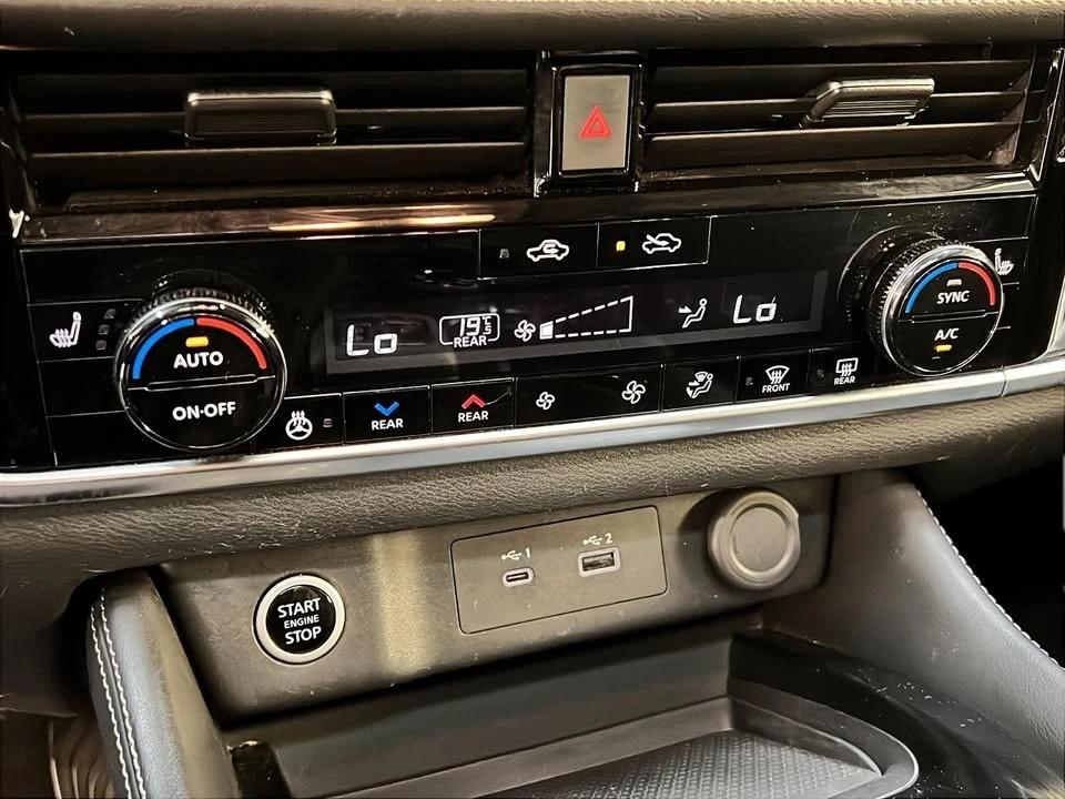 2023 Nissan Rogue - Image 17 of 20