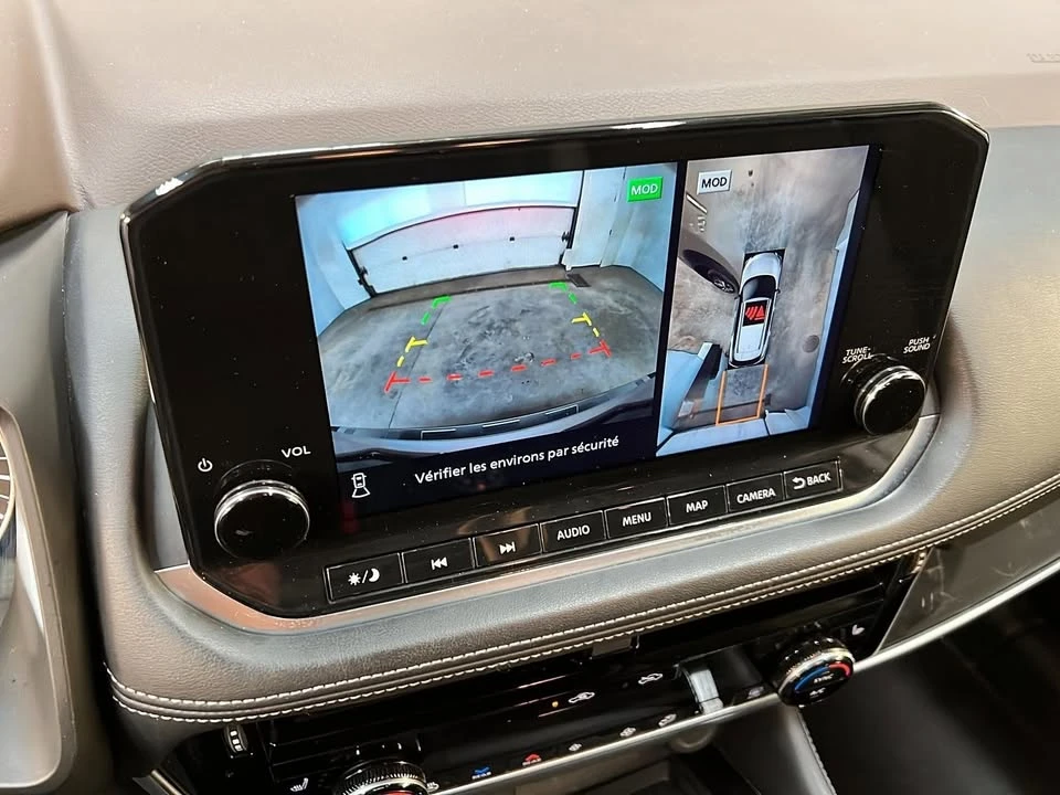 2023 Nissan Rogue - Image 19 of 20
