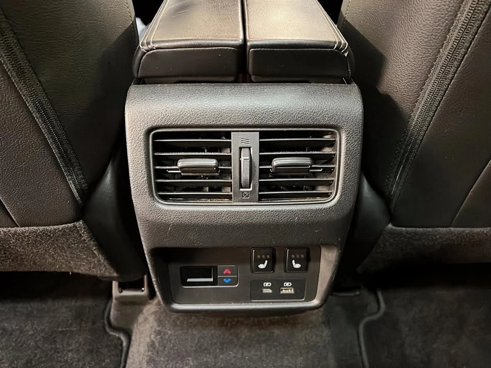 2023 Nissan Rogue - Image 11 of 20