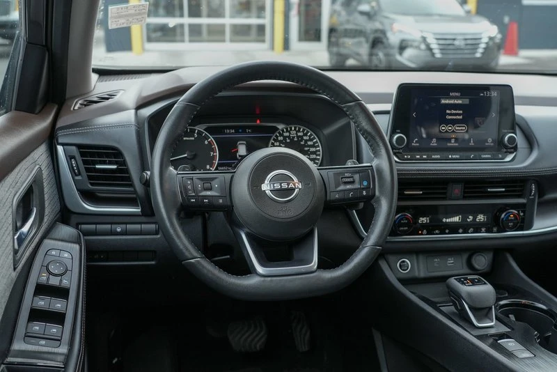 2023 Nissan Rogue - Image 16 of 16