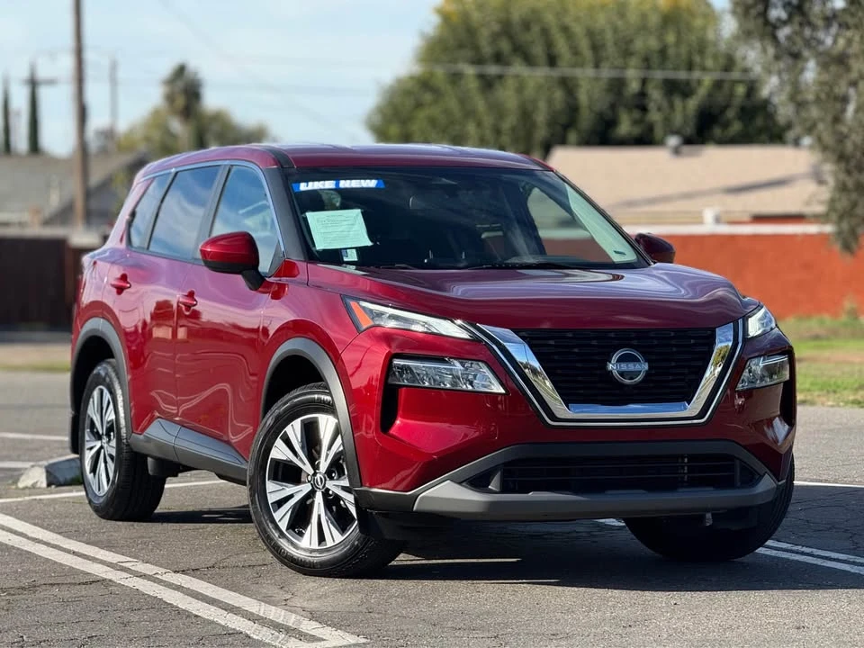 2023 Nissan Rogue - Image 2 of 19