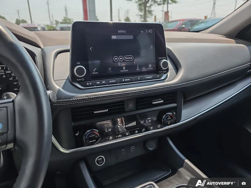 2023 Nissan Rogue - Image 14 of 20