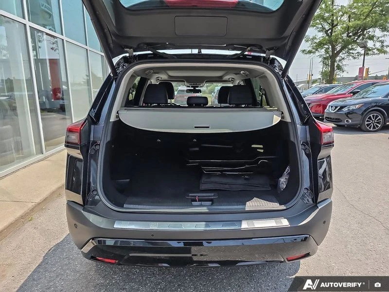 2023 Nissan Rogue - Image 8 of 20