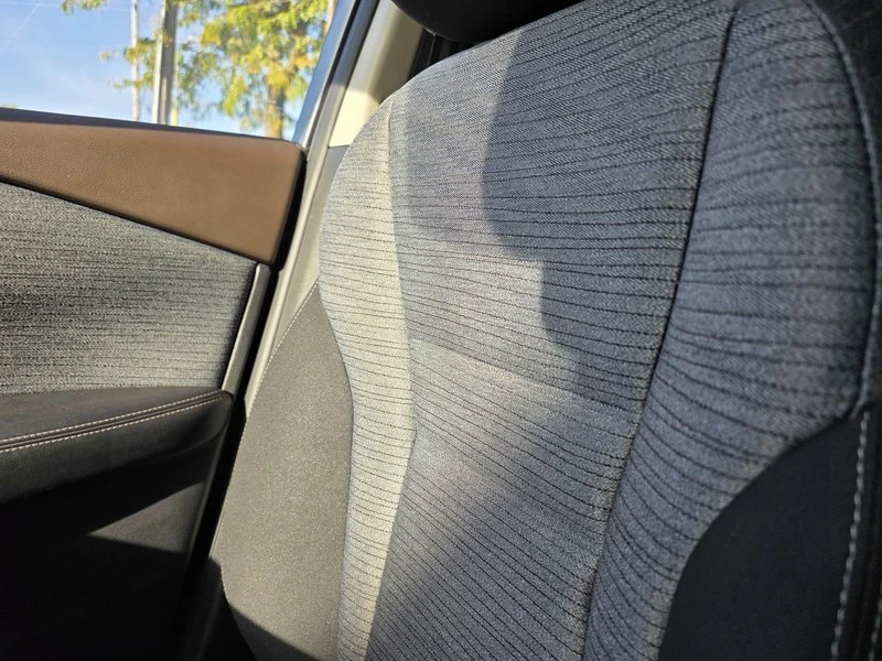 2023 Nissan Rogue - Image 17 of 19