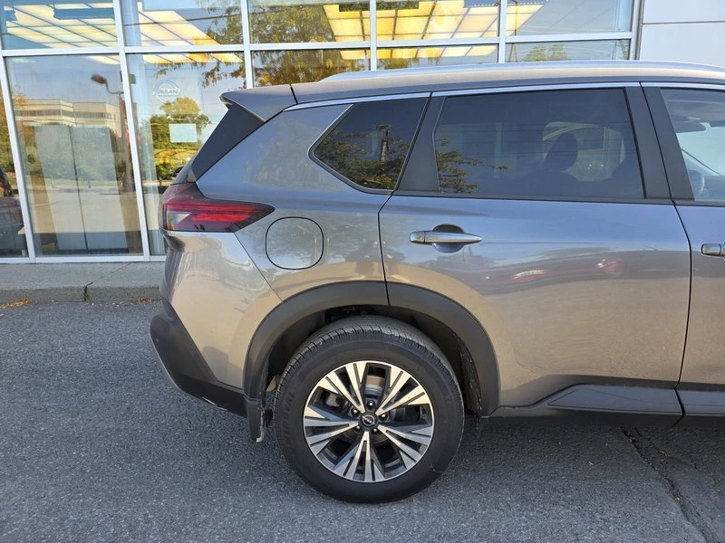 2023 Nissan Rogue - Image 8 of 19