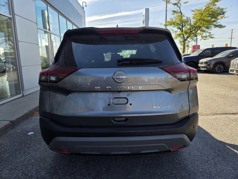 2023 Nissan Rogue - Image 10 of 19