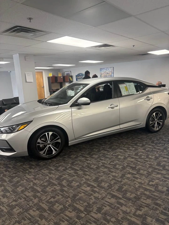 2023 Nissan Sentra 8th Gen - Image 2 of 9