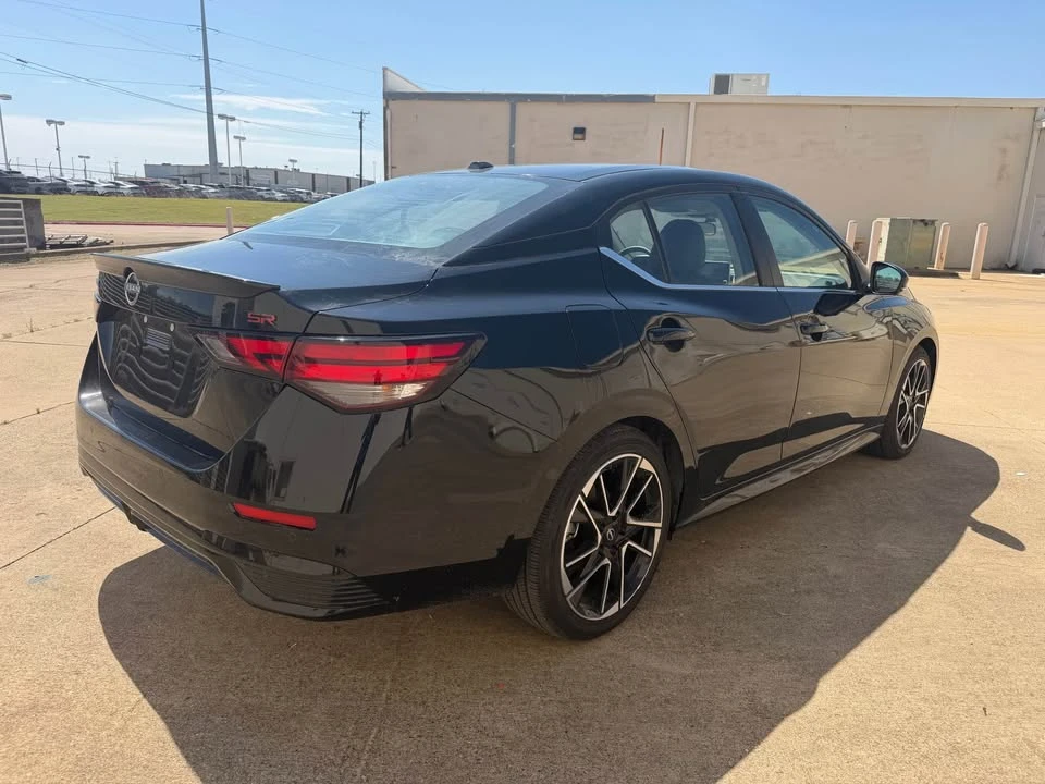 2023 Nissan Sentra 8th Gen - Image 4 of 15