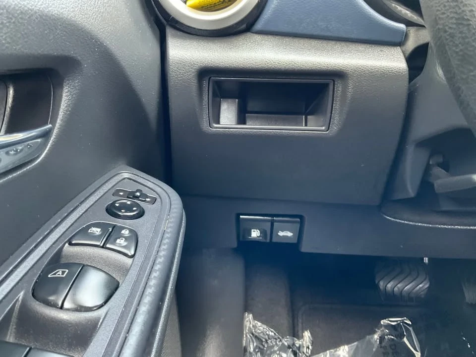 2023 Nissan Versa - Image 18 of 20