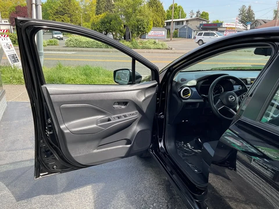 2023 Nissan Versa - Image 9 of 20
