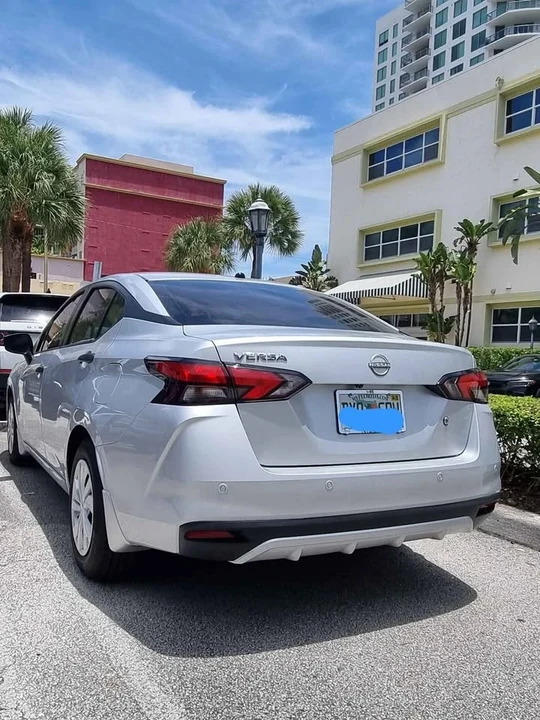 2023 Nissan Versa - Image 2 of 7
