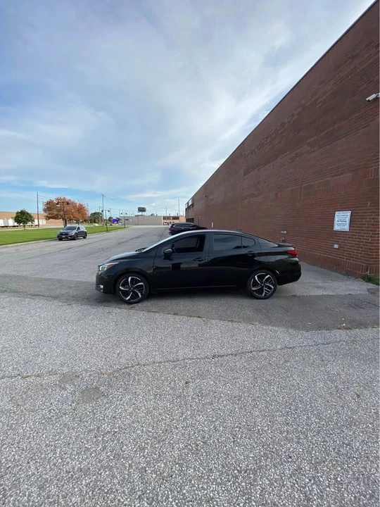 2023 Nissan Versa - Image 3 of 14