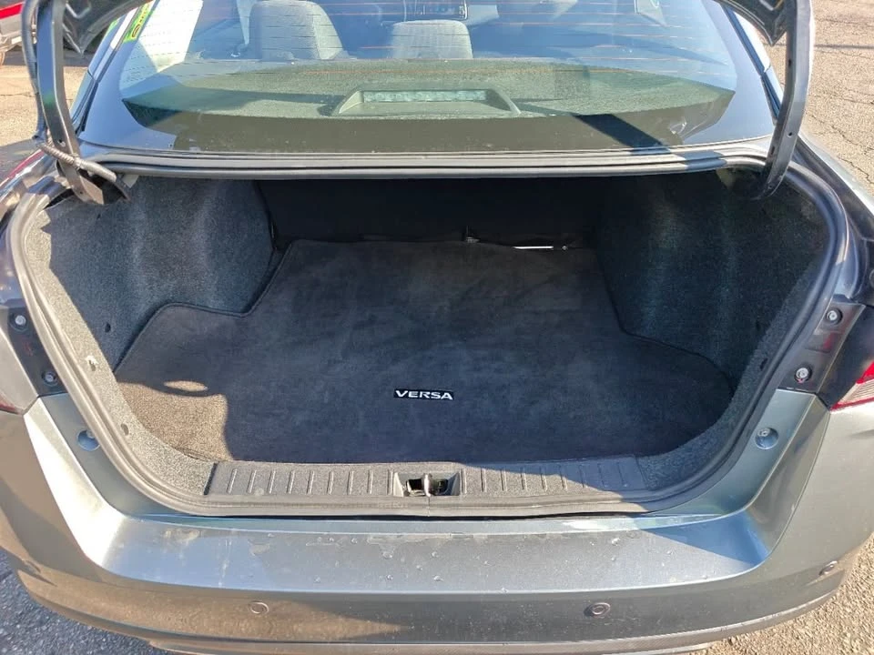 2023 Nissan Versa - Image 7 of 17