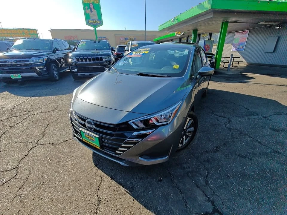 2023 Nissan Versa - Image 11 of 17