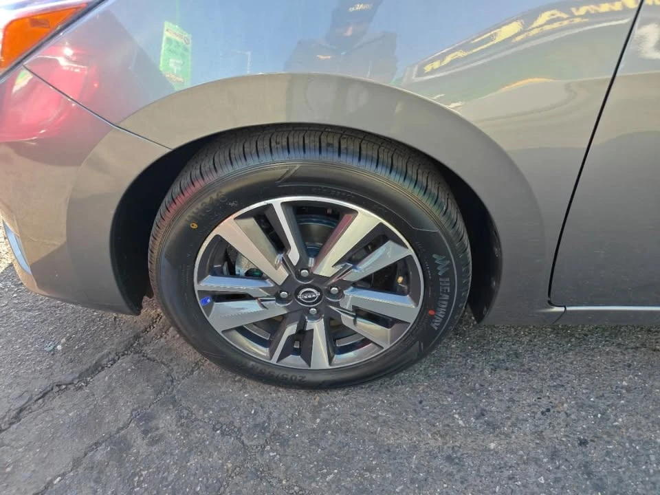 2023 Nissan Versa - Image 15 of 17