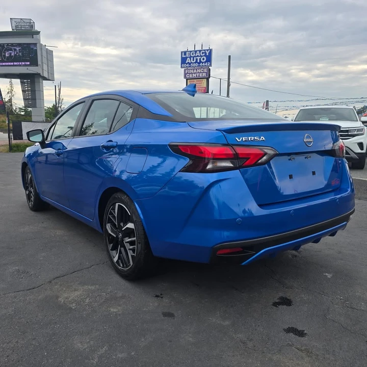 2023 Nissan Versa - Image 7 of 19