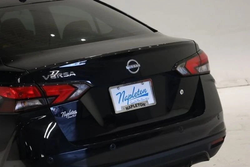 2023 Nissan Versa - Image 5 of 19