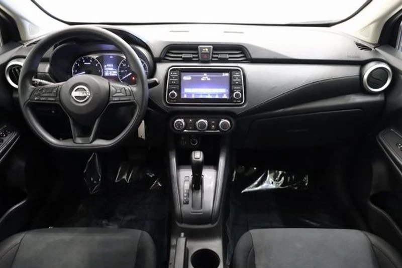 2023 Nissan Versa - Image 12 of 19