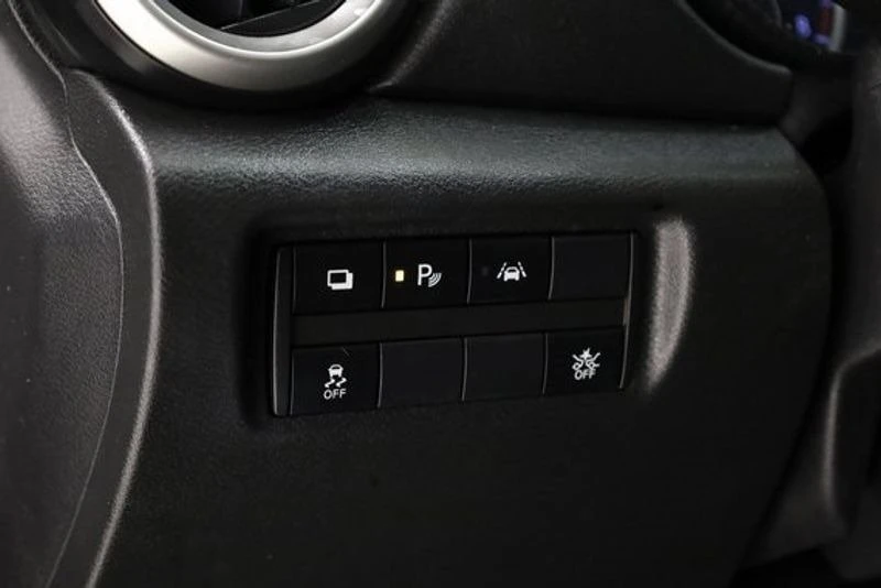 2023 Nissan Versa - Image 11 of 19