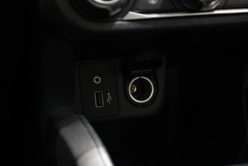 2023 Nissan Versa - Image 18 of 19