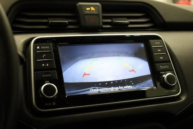 2023 Nissan Versa - Image 16 of 19