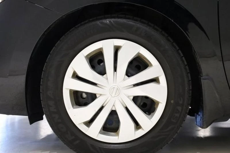 2023 Nissan Versa - Image 6 of 19