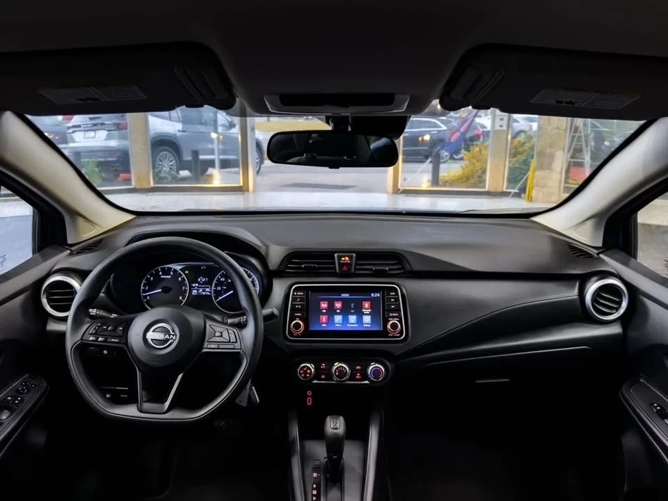 2023 Nissan Versa - Image 15 of 18
